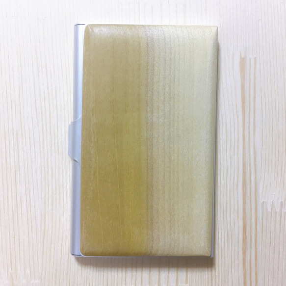 木のカードケース（ホオノキ）④ 2枚目の画像
