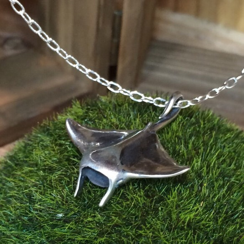 Sky星を紡ぐ子どもたち　マンタネックレス Sky星を紡ぐ子どもたち マンタネックレス ジュエリーセット 光のマンタ