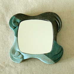 木彫り手鏡 アールデコ helix 緑 2枚目の画像