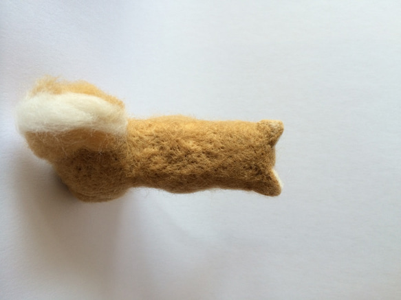 【送料無料】羊毛フェルトの柴犬(お座り) 3枚目の画像