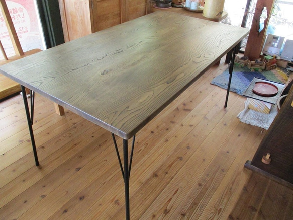 栗のダイニングテーブル　１５００×８００　H７１０ 3枚目の画像