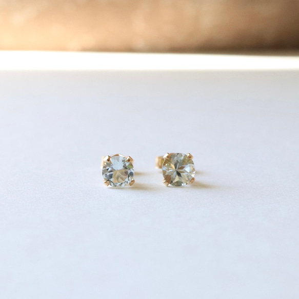 [三月生日石] 海藍寶石 4mm 1 件 14Kgf 耳環 --生日石-- 第3張的照片