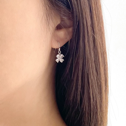 Silver925 CZ 四つ葉のクローバーピアス/イヤリング --Good luck