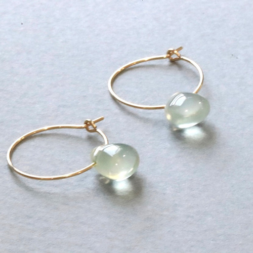 14Kgf 天然石プレナイト 小さいフープピアス --a grape-- ピアス 