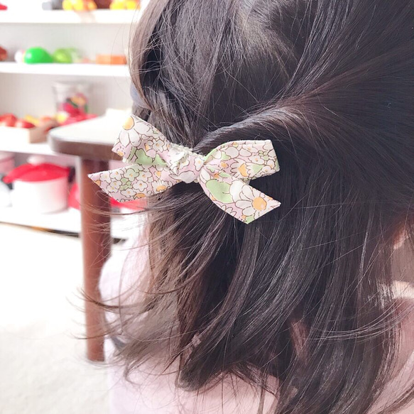 細いリボンのヘアクリップ❤︎ 6枚目の画像