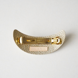 【閉店sale】新色♦︎CRESCENT MOON LEATHER BARRETTE (Gold)...ムーン バレッタ 2枚目の画像