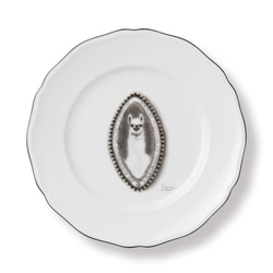 デザート皿 23ｃｍ ブラックエッジ「アルパカのポートレイト」 1枚目の画像