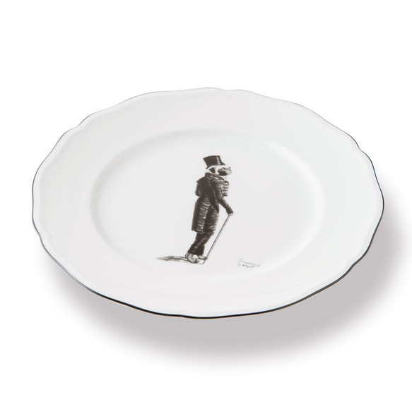 デザート皿 23ｃｍ ブラックエッジ「ジェントルマン？パグ」 2枚目の画像