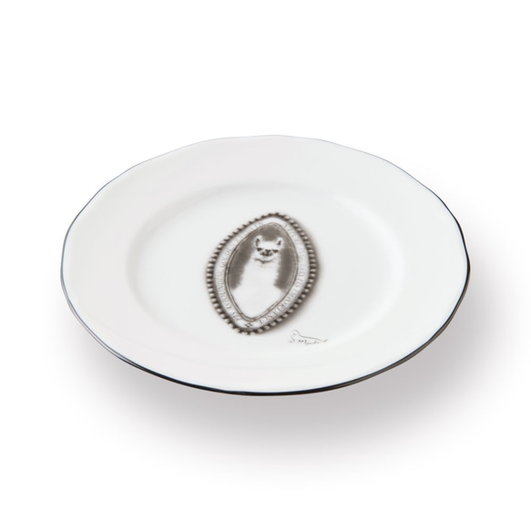パン皿 16ｃｍ ブラックエッジ「アルパカのポートレイト」 2枚目の画像