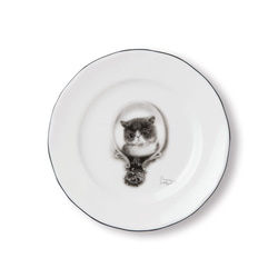 パン皿 16ｃｍ ブラックエッジ「鏡の中の猫」 1枚目の画像