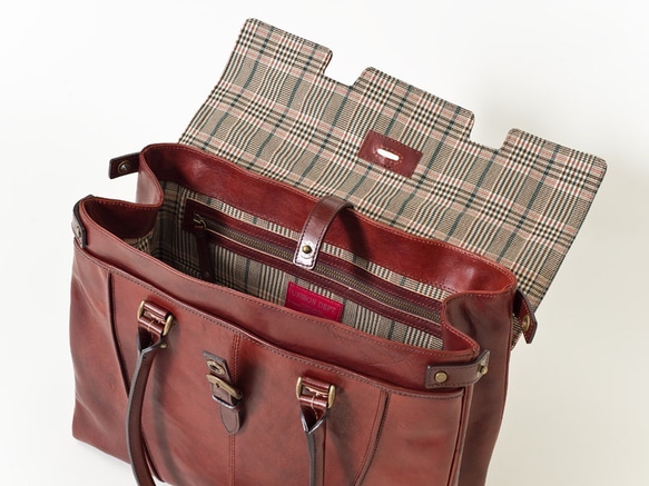 イタリアンレザーの素晴らしいエイジング　フラップが外せる２wayデザイン フラップトートバッグ UNISON DEPT パイピング