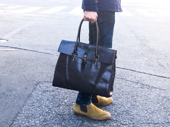 イタリアンレザーの素晴らしいエイジング　フラップが外せる２wayデザイン フラップトートバッグ UNISON DEPT パイピング