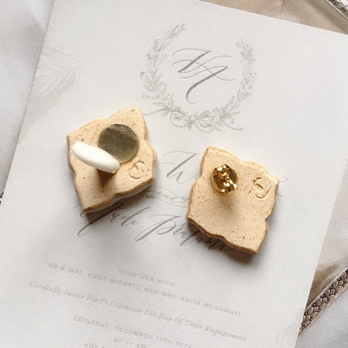 陶器ピアス イヤリング＊光の形(ホワイト) ピアス（スタッド・一