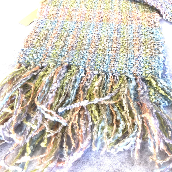 【SOLD】手織り 厚手機織り 冬のカラフルふかふかマフラー 3枚目の画像