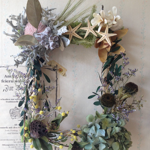 みどりの額縁＊ドライフラワーのフレームアレンジ＊ リース 木村植物