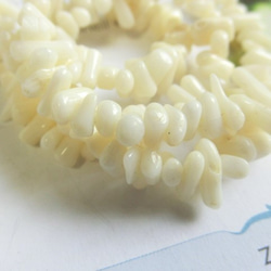 1本　白い珊瑚の小枝ビーズ　約12mm×3mm　Ｙ10　Ｃ102-0 2枚目の画像