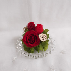 【ご依頼品】手のひらサイズの小さな仏花～赤い薔薇～　プリザーブドフラワー 2枚目の画像