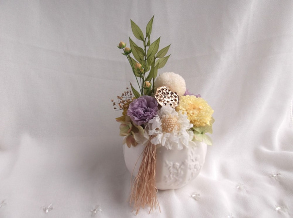 【クリアケース付き】お供え花　まあるい花器の優しい仏花　プリザーブドフラワー 3枚目の画像