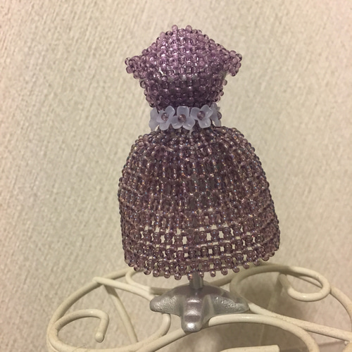 ハンドメイド作品　ドレスアレンジ　ケース付き ビーズドレス その他インテリア雑貨 guppymama 通販 6933933｜Creema