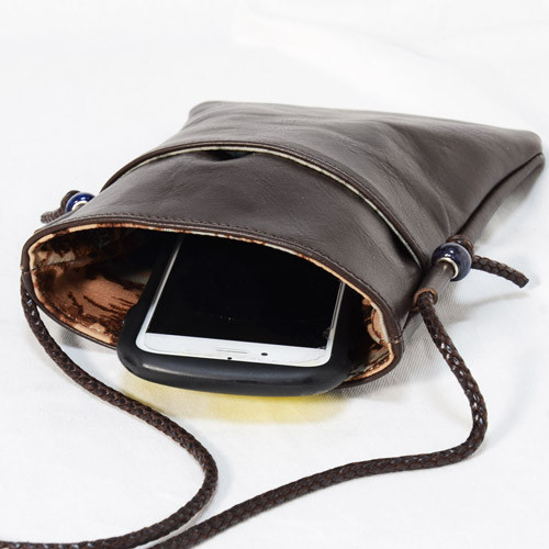 レザーサコッシュ　茶　着物地使用　スマホショルダー2022