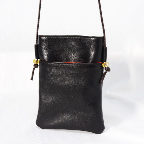 レザーサコッシュ 黒 和柄 スマホショルダー2022 サコッシュ 彩創 通販