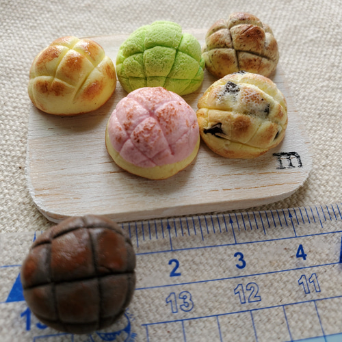 ミニチュアフード食品サンプル。厳選メロンパン6品 その他インテリア