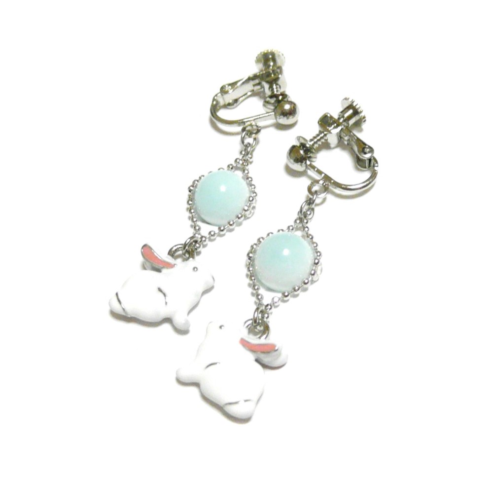 【雪うさぎ】ラリマーと兎のイヤリング