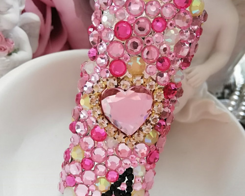 プロの資格保持者が作ります！♡　キラキラ　オーダーメイド　デコケース 株）高品質デコ専門店💎カペラ (@decosh36) · Instagram photos