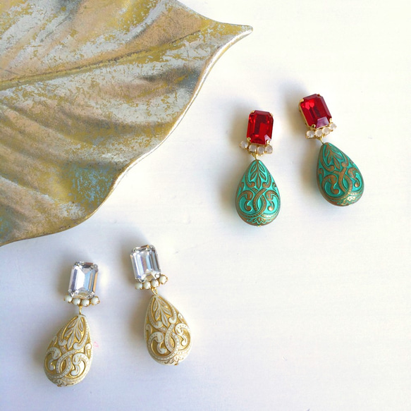 Oriental bijou pierces / earrings -- Crystal 第2張的照片