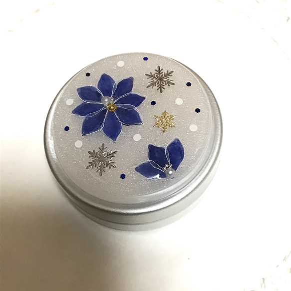 値下げ中煌めきSnow navy flowerアルミ缶ケース(シルバー) 2枚目の画像