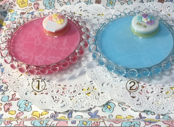 選べる2カラー！名前入り☆flowerブーケケーキのレースcircleアクセサリートレイ 2枚目の画像