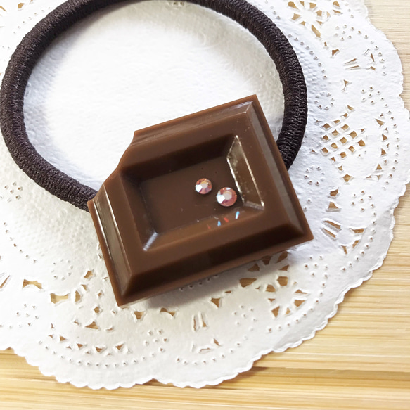 再販✖︎7！食べかけ☆板チョコのヘアゴム 1枚目の画像