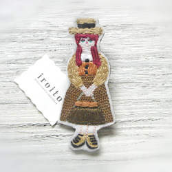 赤毛のアンの刺繍ブローチ 1枚目の画像
