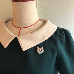 キジトラ猫の刺繍ブローチ 3枚目の画像