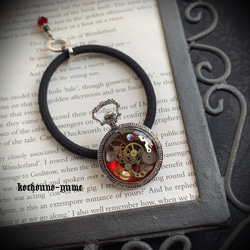 『刻遊泳/赤』スチームパンク ヘアゴム 1枚目の画像