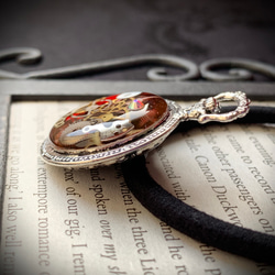 『刻遊泳/赤』スチームパンク ヘアゴム 2枚目の画像