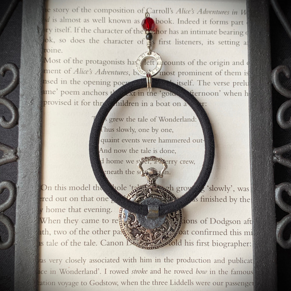 『刻遊泳/赤』スチームパンク ヘアゴム 5枚目の画像