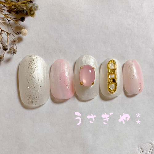 幸せストーンのニュアンスネイル ネイルチップ（つけ爪） うさぎ