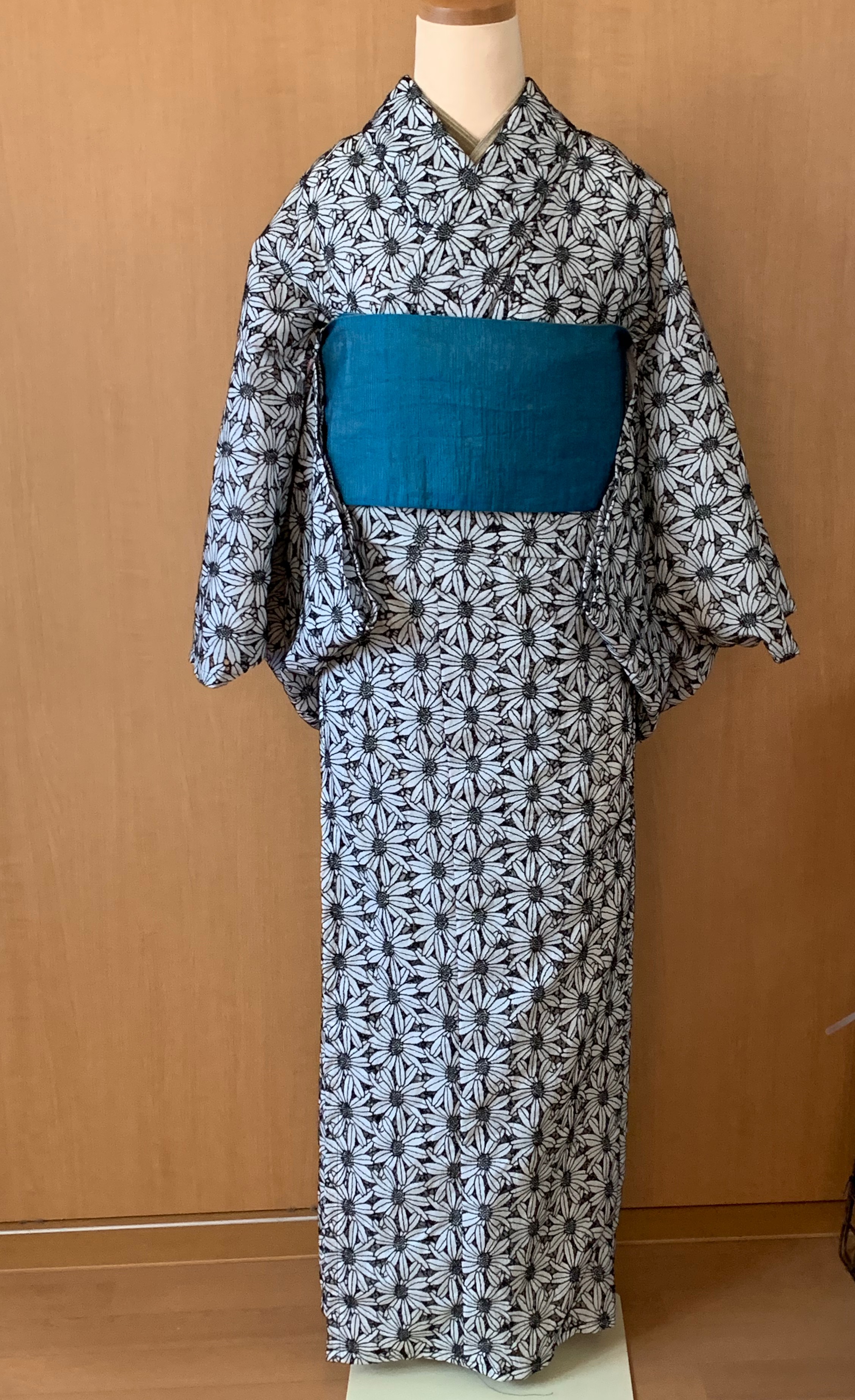 好みの生地で普段着物、浴衣のお仕立て致します。