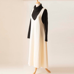 ウールのジャンパースカート　オフホワイト 3枚目の画像