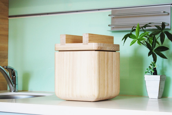 受注生産　桐羽釜の米櫃【木はだ】 受注生産　桐羽釜の米櫃【木はだ】 D1810351412(13750円)