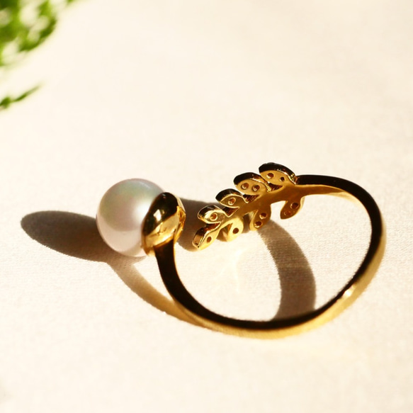 【新色】Akoya珍珠氧化鋯葉子戒指【金色】開口戒指【有保證】 第4張的照片