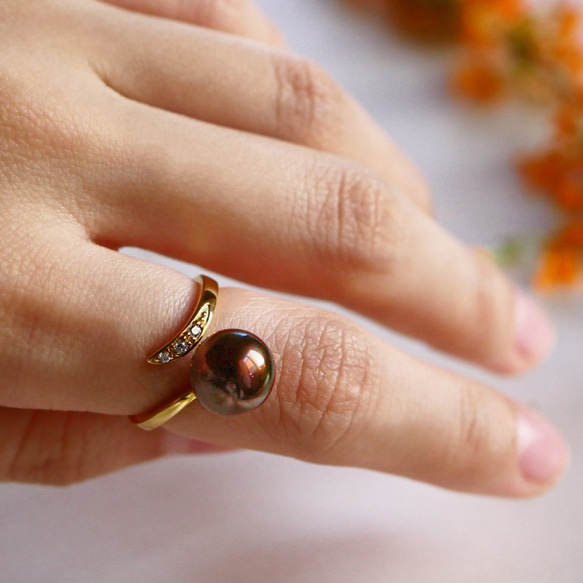 再次上架【秋色】大溪地黑珍珠戒指兩面巧克力 x 金色【有保修】 第1張的照片