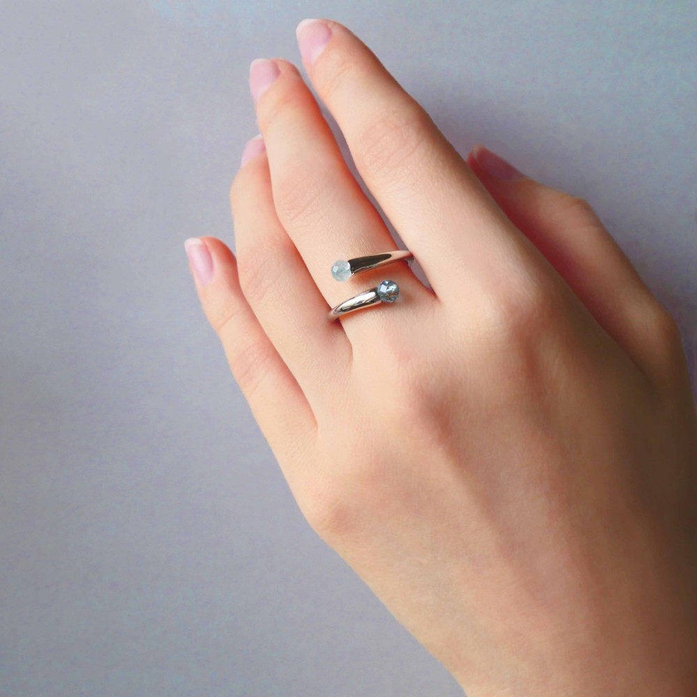 【送料無料】アクアマリン 海と波のリング SV925 オープンリング フリーサイズ