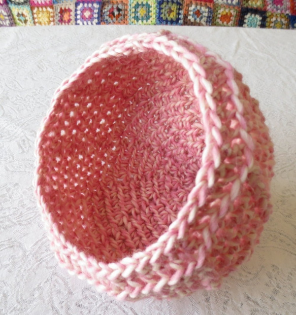 ベビー・キッズ用　可愛いホイップ帽子　鉤針編み　ウール100％　アイボリー 4枚目の画像