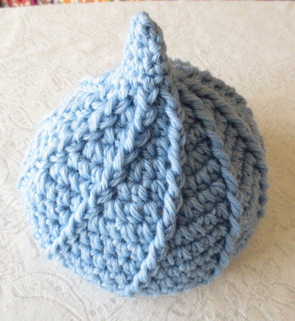 ベビー・キッズ用　可愛いホイップ帽子　鉤針編み　ウール100％　水色 1枚目の画像