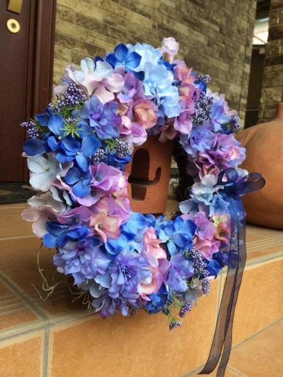 No.wreath-14567/玄関リース/アートフラワー・リース30cm/ブルーあじさいのリース(4) 4枚目の画像