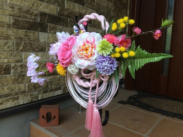 No.wreath-14746/ひな祭りリース（16）29x37cm/お雛様/春リース/桃の節句（アートフラワー造花） 2枚目の画像
