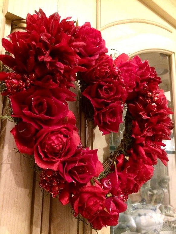 No.wreath-14764/ハート型リース/レッドローズ30cm/バレンタイン/母の日/春リース/アートフラワー造花 3枚目の画像