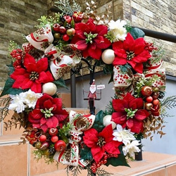 No.xmas-14331/クリスマスリース40cm/ブランコ・サンタ＆ポインセチア（アーティフィシャル造花） 2枚目の画像